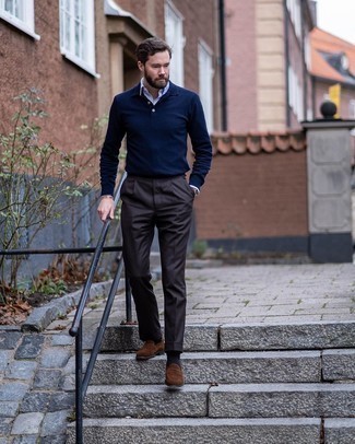 Navy Polo Neck Sweater Outfits For Men: For an ensemble that's truly camera-worthy, consider wearing a navy polo neck sweater and charcoal dress pants. To infuse a more casual finish into this outfit, add a pair of dark brown suede loafers to your outfit.