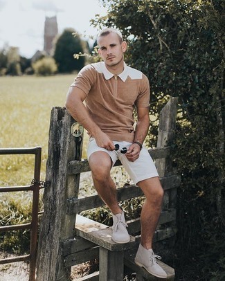 Tan Polo Outfits For Men: Step up your off-duty look a notch in a tan polo and white shorts. Hesitant about how to finish off this outfit? Wear beige suede desert boots to amp up the fashion factor.