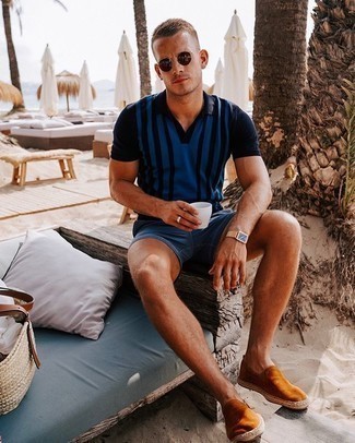 Dark Brown Suede Espadrilles Outfits For Men: For a look that's super simple but can be manipulated in a great deal of different ways, choose a navy vertical striped polo and blue shorts. To give your look a dressier finish, complete your look with dark brown suede espadrilles.