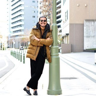 Puffer Coat Outfits For Men: A puffer coat and a black quilted gilet are the kind of a never-failing casual combination that you so terribly need when you have no time to assemble a look. Black leather loafers are an effective way to give a dose of class to this look.