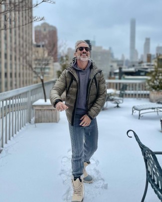 Beige Snow Boots Outfits For Men: An olive puffer jacket and grey knit chinos are among the fundamental elements of any good menswear collection. Add beige snow boots to the equation to easily ramp up the appeal of your look.
