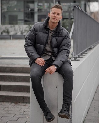 Black Leather Casual Boots Outfits For Men: Opt for a black puffer jacket and charcoal skinny jeans for an everyday look that's full of style and character. Feeling transgressive? Switch things up by finishing off with a pair of black leather casual boots.
