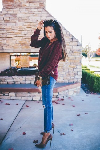 Women's Dark Brown Print Leather Clutch, Dark Brown Leather Pumps, Blue Ripped Jeans, Burgundy Cable Sweater