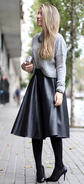 Black Pleated Midi Skirt Outfits: 