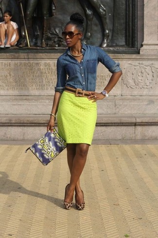 Yellow Pencil Skirt Outfits: 