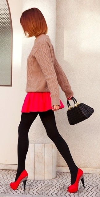 Pink Cable Sweater Outfits For Women: 