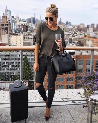 Charcoal Crew-neck T-shirt Outfits For Women: 