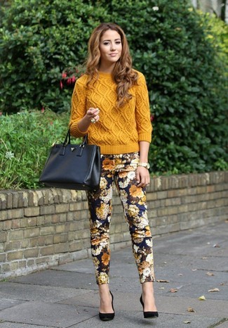 Green-Yellow Cable Sweater Outfits For Women: 