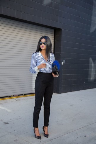 Black Vertical Striped Skinny Pants Outfits: 