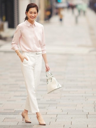White Leather Tote Bag Outfits: 