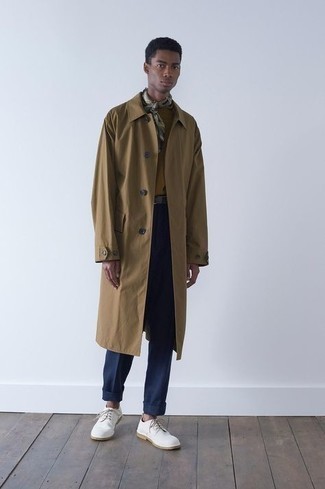 Men's Brown Raincoat, Brown Crew-neck Sweater, Navy Chinos, White Suede Derby Shoes