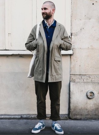 Dark Brown Chinos Outfits: Pair a grey raincoat with dark brown chinos to assemble an incredibly sharp and current casual ensemble. If in doubt about the footwear, go with blue canvas low top sneakers.