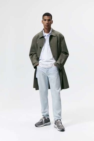 Olive Raincoat Outfits For Men: An olive raincoat and light blue jeans are a good combo that will easily carry you throughout the day and into the night. Introduce a pair of charcoal athletic shoes to the mix to bring a touch of stylish effortlessness to your look.