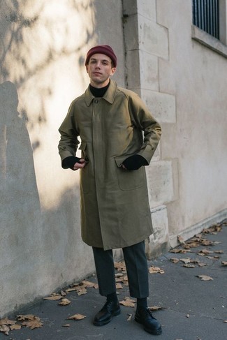 Olive Raincoat Outfits For Men: An olive raincoat and dark green chinos combined together are a sartorial dream for those dressers who appreciate casually cool styles. For something more on the dressier end to round off this look, complete your outfit with a pair of black leather derby shoes.