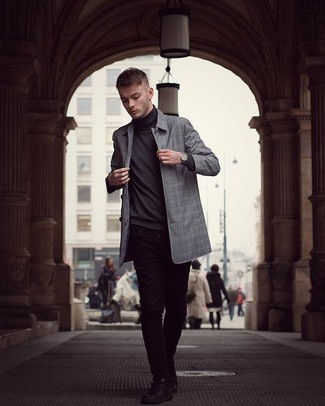 Grey Check Raincoat Outfits For Men: This casual combination of a grey check raincoat and black skinny jeans comes in useful when you need to look great in a flash. A good pair of black leather low top sneakers is the simplest way to punch up your ensemble.