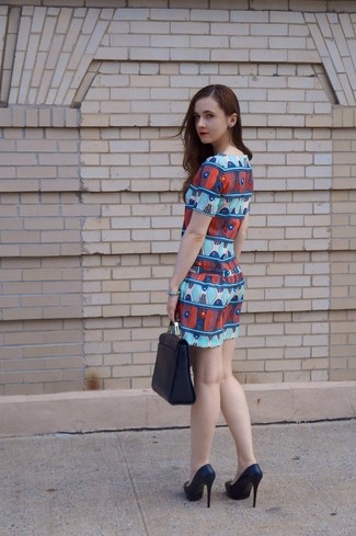 Red and Navy Print Sheath Dress Outfits: A red and navy print sheath dress will add extra style to your current casual collection. Grab a pair of black leather pumps and you're all done and looking spectacular.
