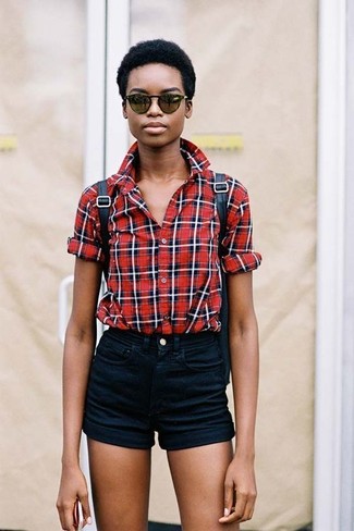 Black Denim Shorts Outfits For Women: Look fabulous without exerting much effort by opting for a red plaid dress shirt and black denim shorts.