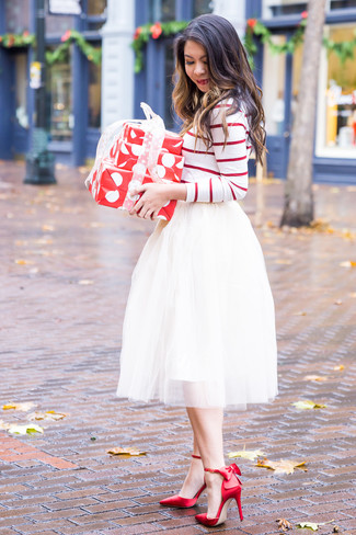 White Tulle Full Skirt Outfits: 