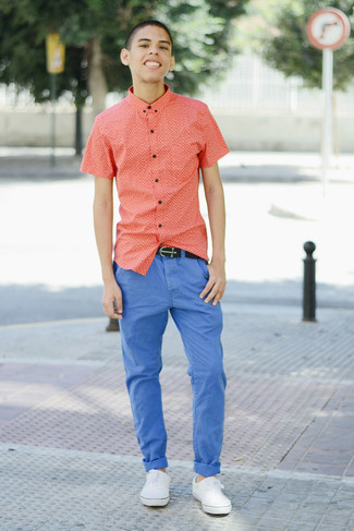 Men's Red Short Sleeve Shirt, Blue Chinos, White Low Top Sneakers, Black Leather Belt