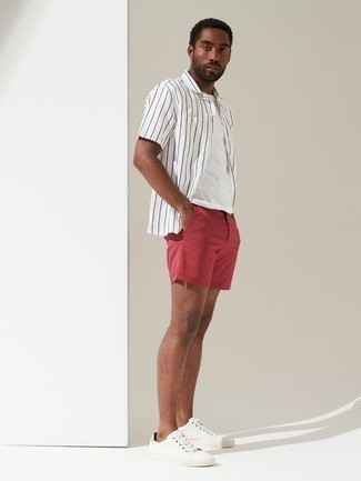 Red Shorts Outfits For Men: 