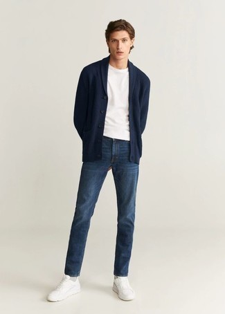 Athletic Shoes Outfits For Men: If you would like take your off-duty look to a new height, consider wearing a navy knit shawl cardigan and navy jeans. Athletic shoes will add casualness to your ensemble.