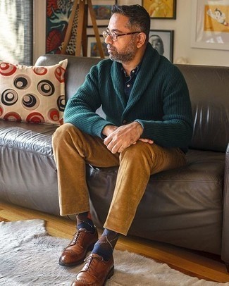 Navy Argyle Socks Outfits For Men: If you're on the hunt for a contemporary but also sharp getup, wear a dark green shawl cardigan with navy argyle socks. Add a pair of brown leather brogues to this outfit to instantly change up the outfit.