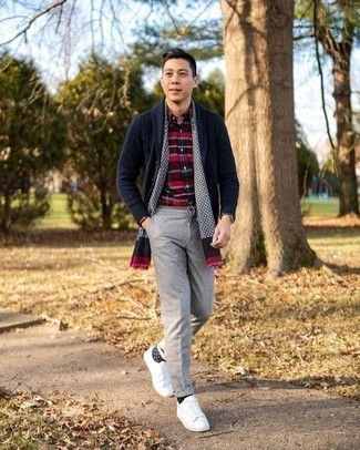 Navy and White Print Scarf Outfits For Men: Reach for a navy shawl cardigan and a navy and white print scarf to achieve an interesting and urban outfit. Want to go all out with shoes? Introduce white canvas low top sneakers to the equation.