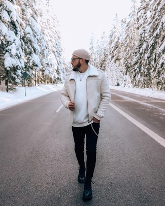 Tan Beanie Outfits For Men: Such must-haves as a beige shearling jacket and a tan beanie are an easy way to introduce effortless cool into your daily casual fashion mix. Serve a little outfit-mixing magic by rocking black leather casual boots.
