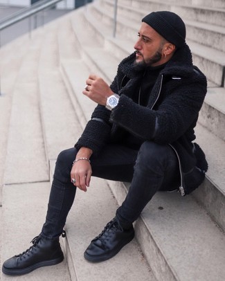 Black Leather High Top Sneakers Outfits For Men: A black shearling jacket and black skinny jeans are among those extremely versatile menswear staples that can refresh your closet. Feeling experimental today? Dial down your ensemble by rocking black leather high top sneakers.