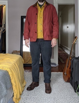 Dark Green Long Sleeve Shirt Outfits For Men: A dark green long sleeve shirt and charcoal jeans are a great combo to add to your day-to-day lineup. You can take a classic approach with shoes and add a pair of dark brown leather casual boots to the mix.