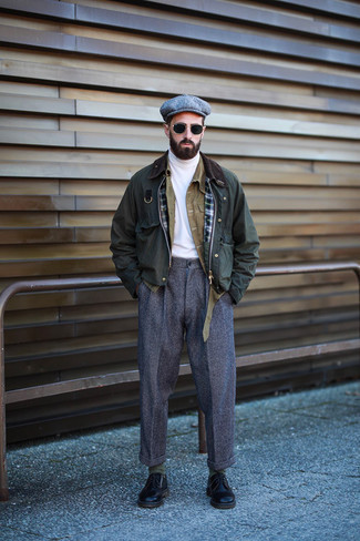 Grey Flat Cap Outfits For Men: The combo of a tan shirt jacket and a grey flat cap makes this a solid relaxed casual look. Go ahead and complete this ensemble with black leather derby shoes for an extra touch of style.