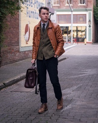 Tobacco Leather Shirt Jacket Outfits For Men: Marrying a tobacco leather shirt jacket and navy chinos will be a true demonstration of your prowess in menswear styling. Brown leather casual boots are a welcome addition for your outfit.