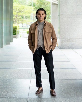 Tan Suede Shirt Jacket Outfits For Men: A tan suede shirt jacket and black dress pants are absolute mainstays if you're piecing together a sharp closet that holds to the highest sartorial standards. If you're hesitant about how to finish, complete this ensemble with brown leather loafers.