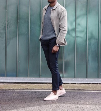 Pink Canvas Low Top Sneakers Outfits For Men: A beige shirt jacket and navy chinos are a great combination that will get you a ton of attention. Introduce a more casual spin to by rounding off with pink canvas low top sneakers.