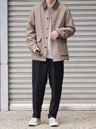 Tan Check Shirt Jacket Outfits For Men: Such pieces as a tan check shirt jacket and black chinos are an easy way to inject extra cool into your casual repertoire. To give your overall outfit a more relaxed feel, why not complete this outfit with grey canvas low top sneakers?