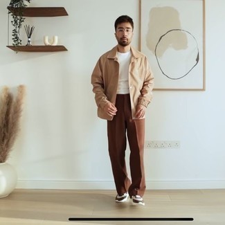 White and Brown Athletic Shoes Outfits For Men: A tan shirt jacket and brown chinos are the kind of a tested outfit that you need when you have no extra time to dress up. Does this look feel all-too-perfect? Let white and brown athletic shoes shake things up.