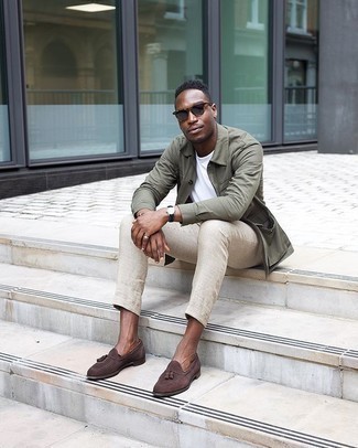 Khaki Linen Chinos Outfits: An olive shirt jacket and khaki linen chinos are absolute must-haves if you're figuring out a sophisticated closet that matches up to the highest sartorial standards. If you want to feel a bit sleeker now, add dark brown suede tassel loafers to your ensemble.