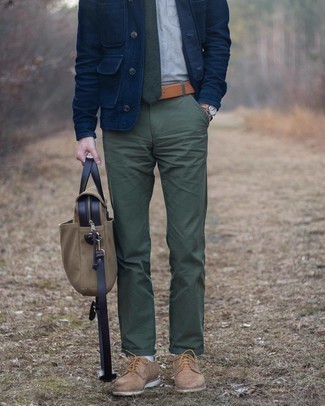 Tan Suede Derby Shoes Outfits: Inject effortless elegance into your day-to-day repertoire with a navy wool shirt jacket and olive chinos. For a more elegant twist, why not introduce a pair of tan suede derby shoes to this look?