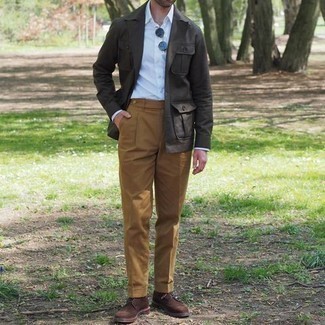 Tobacco Dress Pants with Derby Shoes Warm Weather Outfits: Channel your inner British gentleman and wear a dark green shirt jacket and tobacco dress pants. Throw derby shoes into the mix and off you go looking incredible.