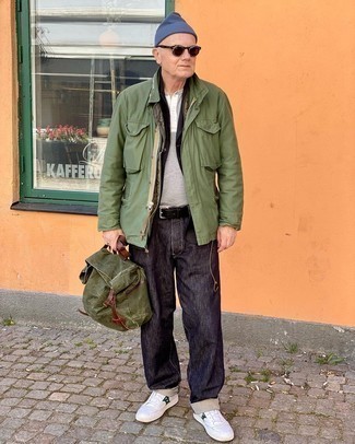 Olive Field Jacket Outfits: Extremely stylish, this casual combination of an olive field jacket and charcoal jeans delivers amazing styling possibilities. If in doubt about what to wear when it comes to footwear, go with white and navy canvas low top sneakers.