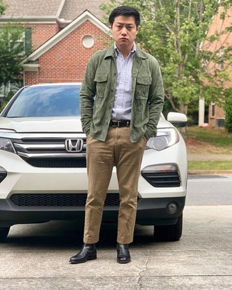 Dark Green Suede Shirt Jacket Outfits For Men: Try pairing a dark green suede shirt jacket with khaki chinos if you seek to look seriously stylish without too much work. For extra fashion points, introduce a pair of black leather chelsea boots to the equation.