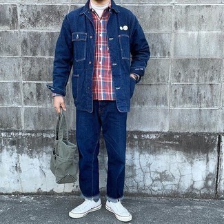 Men's Outfits 2021: If you feel more confident in comfortable clothes, you'll like this relaxed casual combo of a navy denim shirt jacket and a white crew-neck t-shirt.