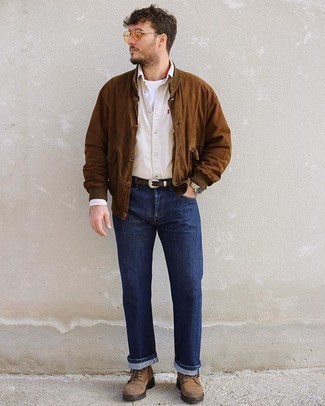 Brown Suede Shirt Jacket Outfits For Men: Rock a brown suede shirt jacket with navy jeans for an effortless kind of refinement. When not sure as to what to wear in the shoe department, stick to brown suede casual boots.