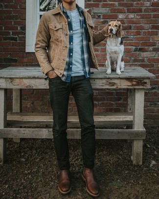 Dark Green Jeans Outfits For Men: Who said you can't make a stylish statement with a casual outfit? Make women swoon in a tan corduroy shirt jacket and dark green jeans. To give your overall outfit a smarter twist, introduce a pair of brown leather chelsea boots to your outfit.