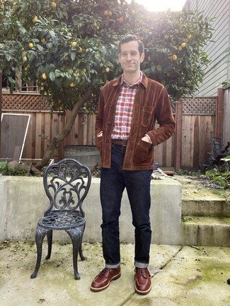 Brown Shirt Jacket Outfits For Men: Take your off-duty style up a notch in a brown shirt jacket and navy jeans. Throw in a pair of brown leather casual boots for maximum effect.