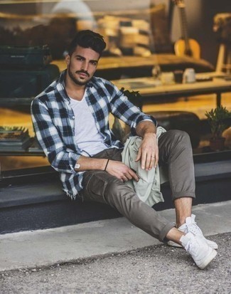 Mint Shirt Jacket Outfits For Men: Dress in a mint shirt jacket and grey cargo pants for an off-duty menswear style with a twist. Bring a more casual twist to an otherwise mostly dressed-up outfit by rocking white canvas low top sneakers.