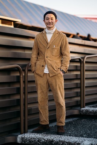 Dark Brown Suede Casual Boots Outfits For Men: A tan corduroy shirt jacket and khaki corduroy chinos are the perfect base for a variety of combos. The whole outfit comes together if you introduce a pair of dark brown suede casual boots to the mix.