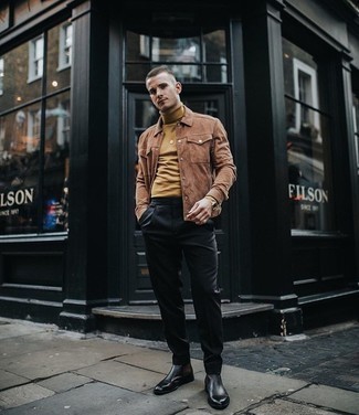 Tan Suede Shirt Jacket Outfits For Men: To look modern and smart, consider teaming a tan suede shirt jacket with black dress pants. Let your styling skills really shine by complementing your look with a pair of black leather chelsea boots.