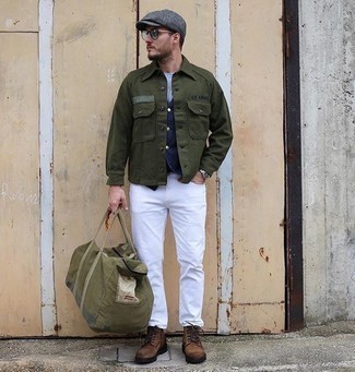 Flat Cap Outfits For Men: Consider teaming an olive shirt jacket with a flat cap for equally dapper and easy-to-wear ensemble. And if you need to instantly class up this outfit with a pair of shoes, why not add a pair of brown suede casual boots to this look?