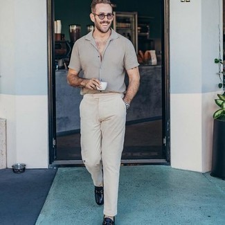 Beige Chinos Smart Casual Outfits: Try pairing a grey short sleeve shirt with beige chinos for a sharp, off-duty look. For a classier spin, introduce a pair of navy leather loafers to the mix.